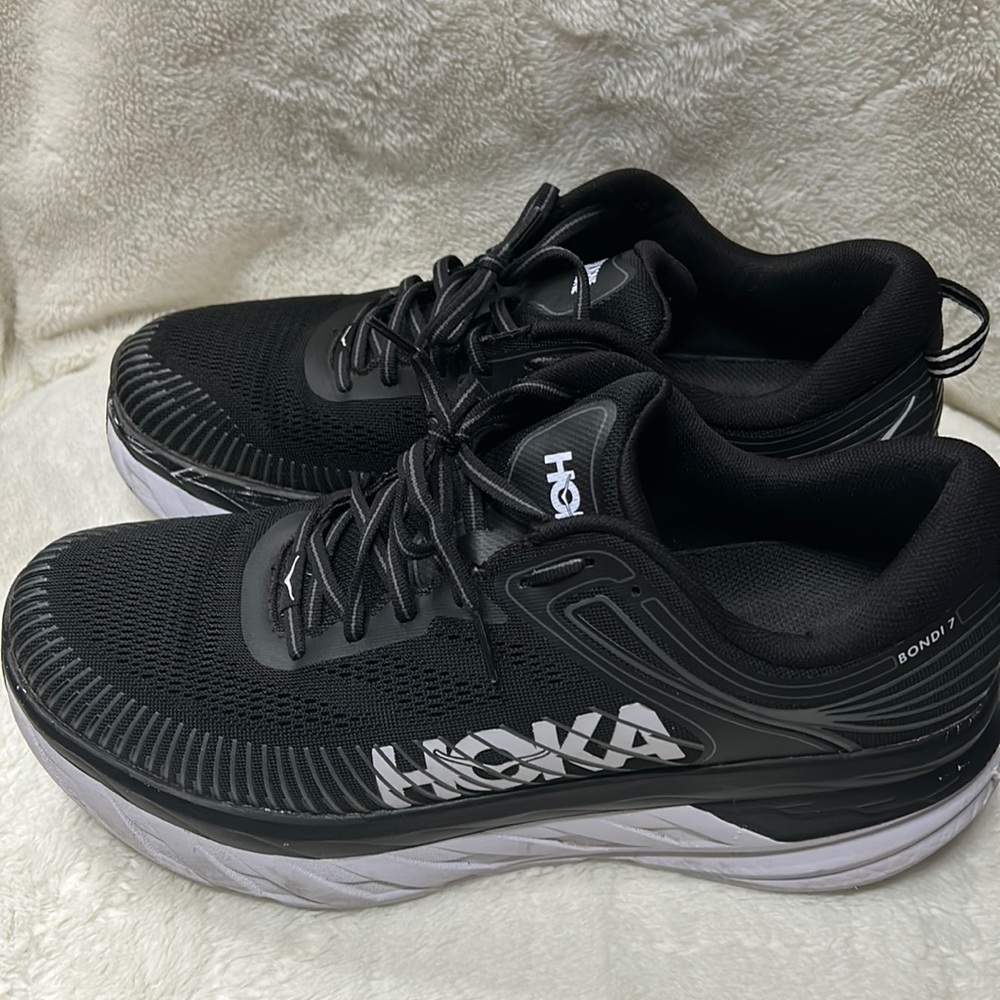 Hoka Bondi 7 . Men’s Shoes Size 11